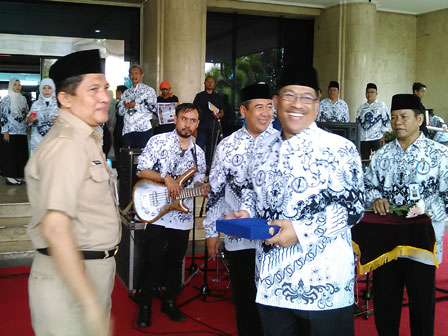 Pencarian PGRI Aceh Barat - Persatuan Guru Republik Indonesia Cabang Aceh Barat